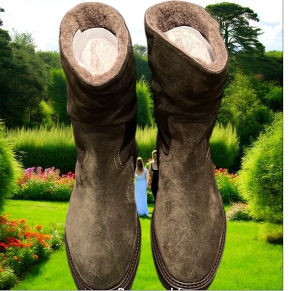 New Jimmy Choo Winter Boots - Picture 1 of 4